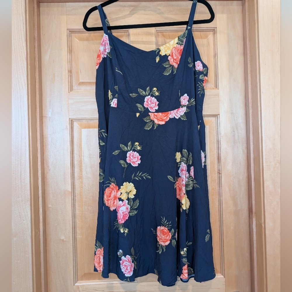 Old Navy Navy Floral Mini Dress - Picture 2 of 10